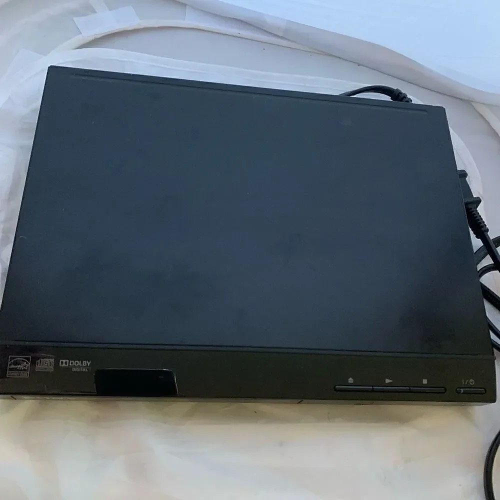 Sony CD/DVD Player Model No. DVP-SR210P No Remote-Tested